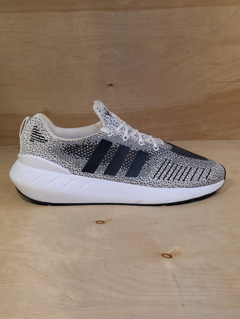 Adidas Swift Run 22 knit athletic sneaker white and black colorway Size 13 Mens